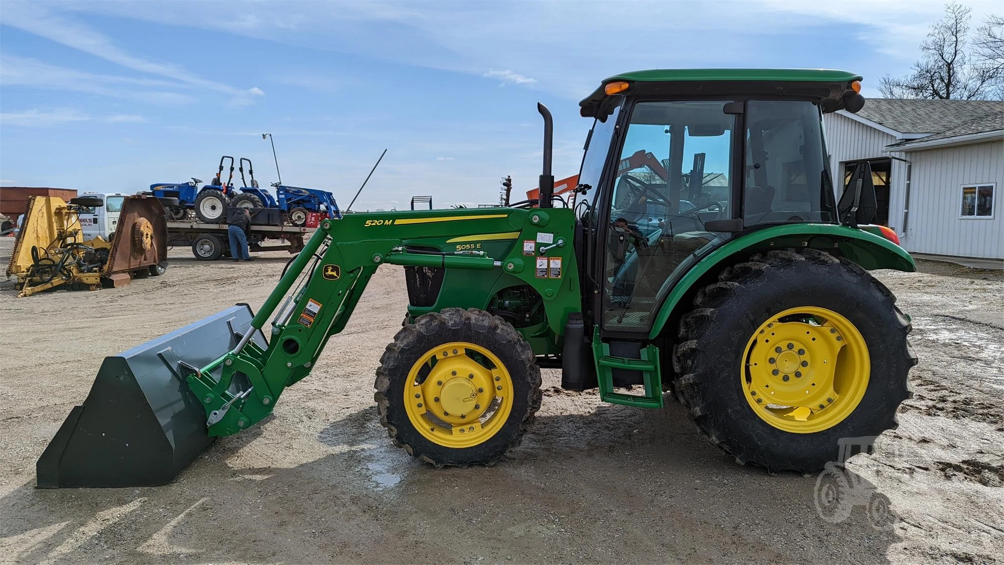 USED 2015 JOHN DEERE 5055E