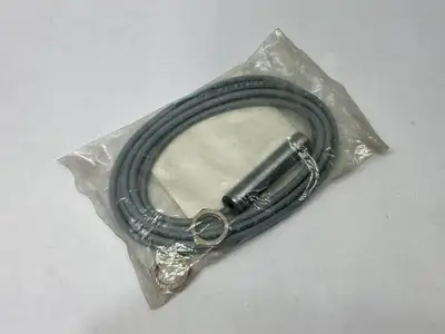 BI 5-G18-AZ3X 70MM | Turck  Inductive Proximity Sensor 5mm Sn 4330499 - New Other