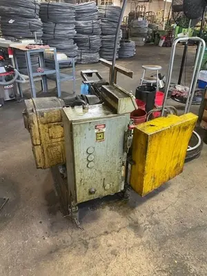 Used FASTENER ENGINEERS WR-01-16 Wire Feeders Ontario CA | Walden Machinery #1289886