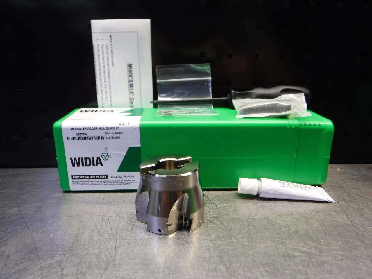 Widia M6800M 2" Indexable Facemill 3/4" Arbor 15396451000 (LOC196)