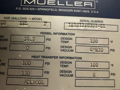 USED 2010 MUELLER 8,300 GALLON