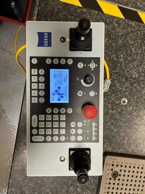 2015 ZEISS ACCURA 2  9/12/8 Coordinate Measuring Machines | Machnet (3)