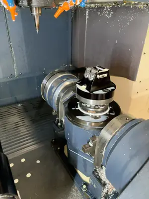 Used 2013 YASDA YMC 430 VER II Vertical Machining Centers Ohio US | HGR 24 #1507636