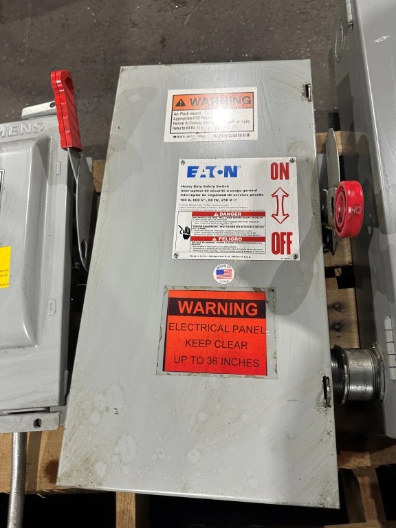 EATON DH363UGK 100AMP SAFETY SWITCH DISCONNEC