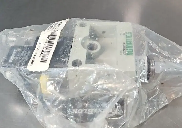 Numatics S32CG04BELM Slow Start Valve 150 psi (10.3 bar) (BIN425)
