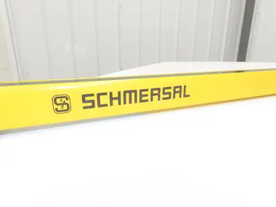 Schmersal SLC440COM-R-1450-14-1050 Safety Light Curtain Receiver Only