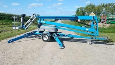 USED 2017 Genie TZ-50/30