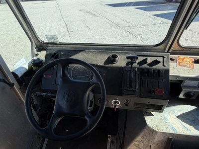 Used 2008 WORKHORSE ROUTE STAR DELIVERY TRUCK Box trucks Ohio US | Miedema Asset Management Group #1709422