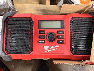 Used MILWAULKEE M18 RADIO Miscellaneous Equipment (Electrical & Power) Michigan US | Miedema Asset Management Group #1369598