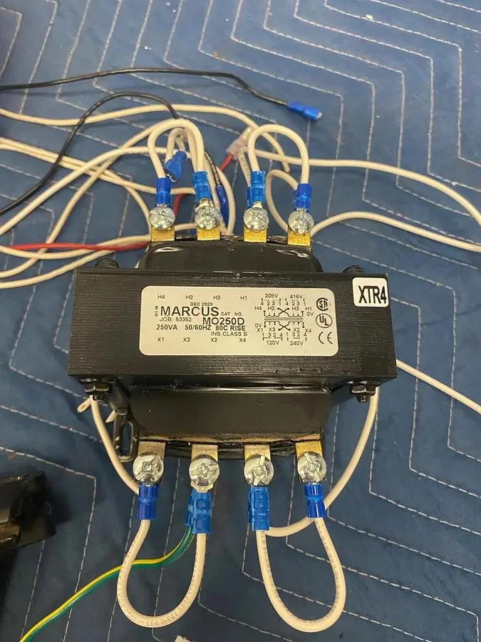 Marcus M0250D Transformer