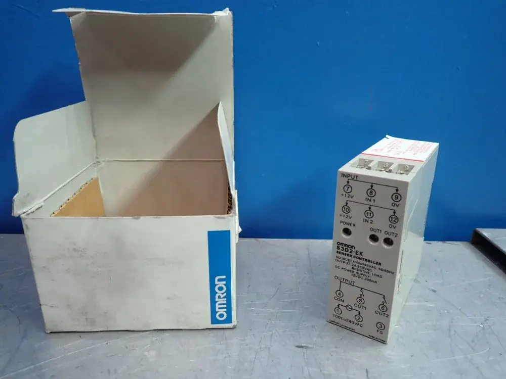NEW OMRON S3D2EK