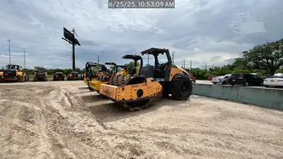 Used 2018 HYUNDAI HR120C-9 Vibratory Rollers Texas US | National Equipment Dealers #1422875