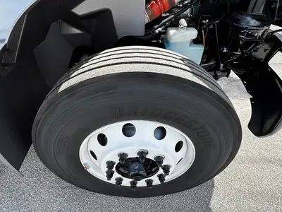 Used 2023 INTERNATIONAL MV607 Box trucks Florida US | Truck and Van Outlet #1509128