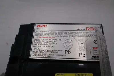 NEW SCHNEIDER ELECTRIC APC RBC7 NON-SPILLABLE BATTERY 17AH 12 VAC STOCK H68