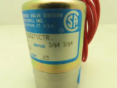 Honeywell Skinner V5L23270 Solenoid Valve 3-Way NC On/Off 120V 150 PSI 1/4"NPT
