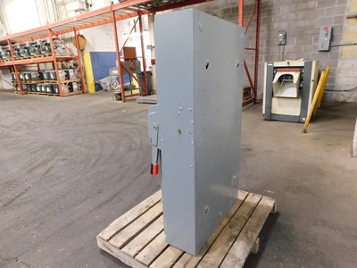 Used Square D HU365 Relays & Switches Ohio US | Equipment Recovery Corp. #1329923