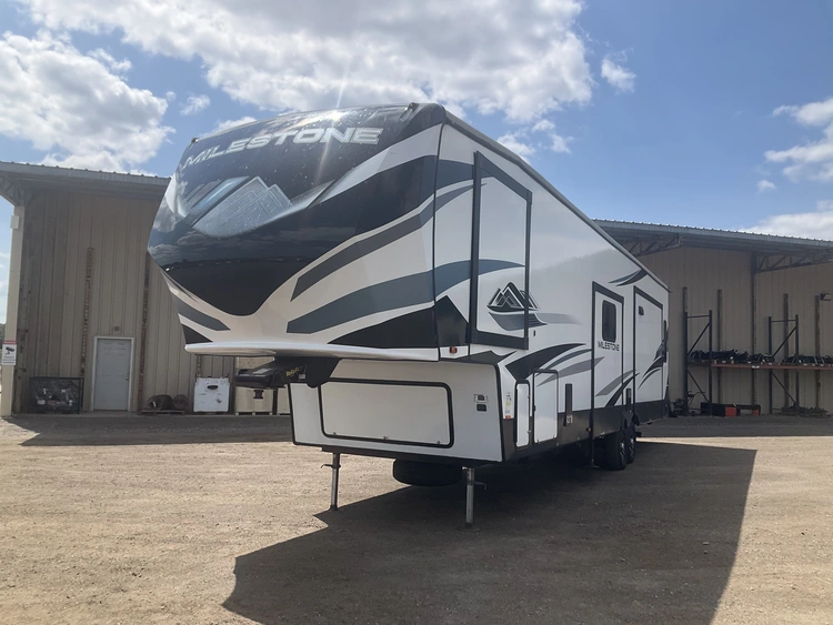 Used 2021 MILESTONE 377MB Campers, Caravans, Motorhomes Michigan US | Miedema Asset Management Group #1335040