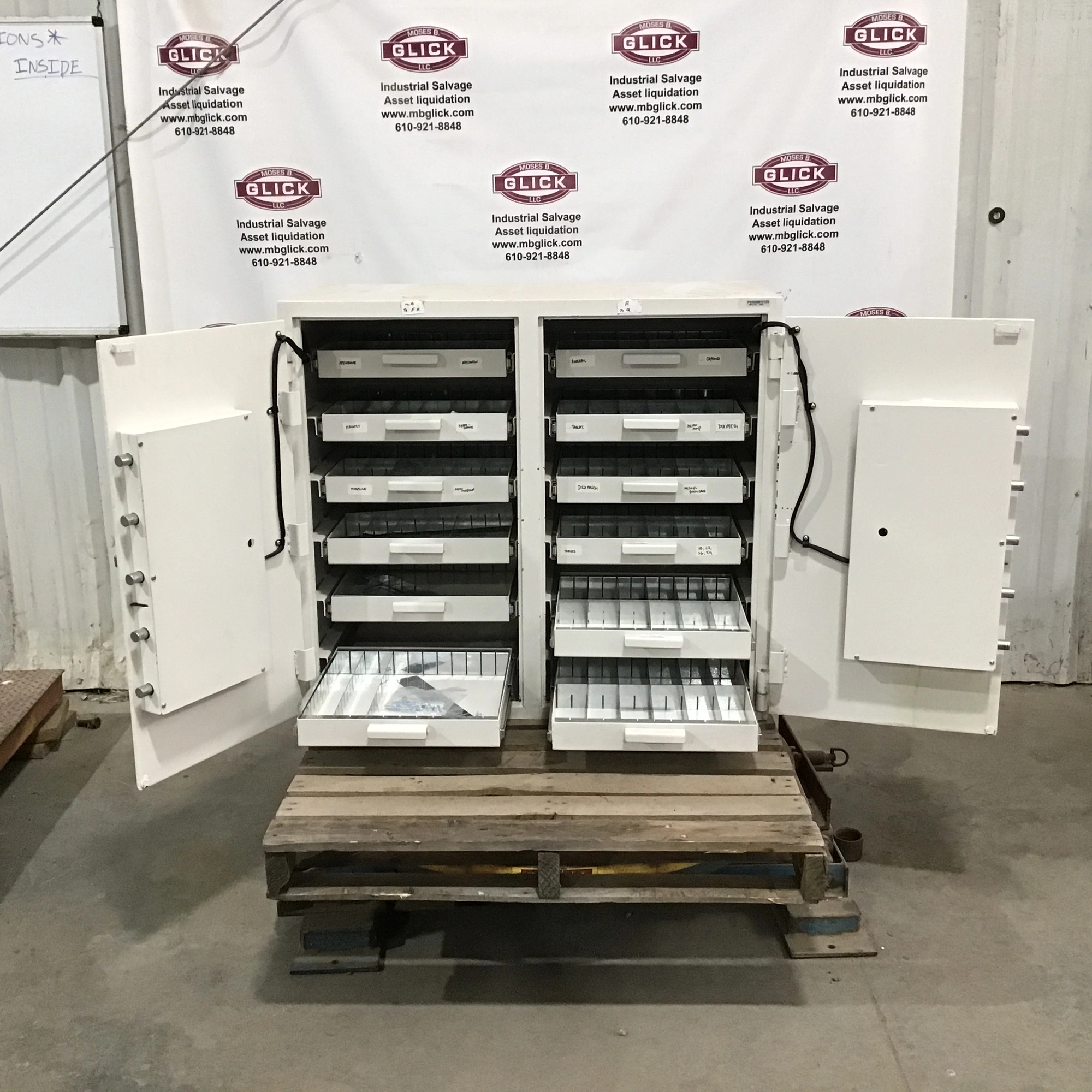 FireKing P02020012129 Narcotic Pharmacy Safe Double Doors