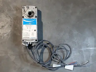 USED JOHNSON CONTROLS M9220-BAC-3
