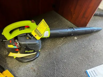 Used _UNKNOWN_ _UNKNOWN_ Leaf Blowers (Commercial) Ohio US | Myron Bowling Auctioneers Inc #1518731