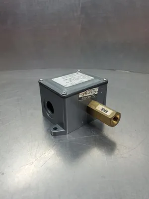 United Electric Controls Type J21K Model 254 Stock 9545 Pressure Module. 6E-13