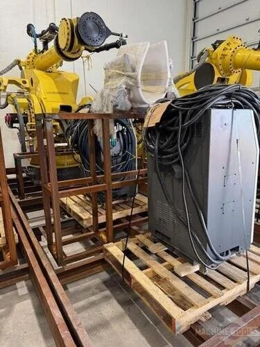 Used FANUC M-2000IA/900L Robots Michigan US | RAB Industries, Inc. 1 #226209