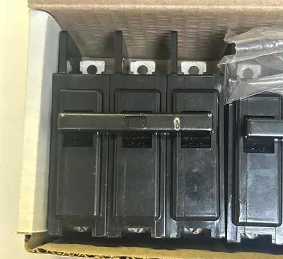 Used SIEMENS BQ3-B015 Miscellaneous Equipment (Electrical & Power) | Surplus Asset Holdings #1199400