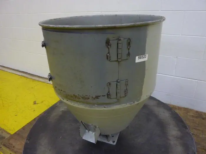 Used METAL FABRICATOR HOPPER323 Hoppers Michigan US | Ideal Machinery #705831