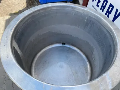 300 l Vertical Stainless Steel Jacketed Storage Tank