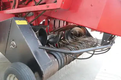 Used 1993 CASE IH 8570 Square Balers Pennsylvania US | Zimmerman Farm Service #1409968