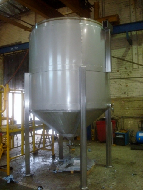 6,750L S/S Zero Pressure Jktd Encl Tank
