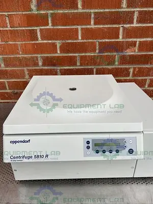 USED EPPENDORF 5810R REFRIGERATED CENTRIFUGE W/ EPPENDORF A-4-62 ROTOR 4000 RPM