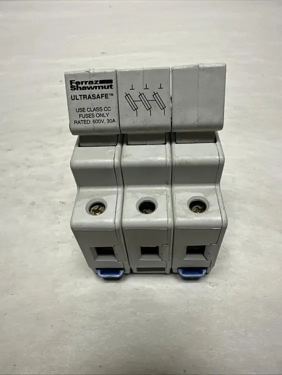 New | in-Stock FERRAZ SHAWMUT USCC3 Miscellaneous Equipment (Electrical & Power) | Surplus Asset Holdings #1195271