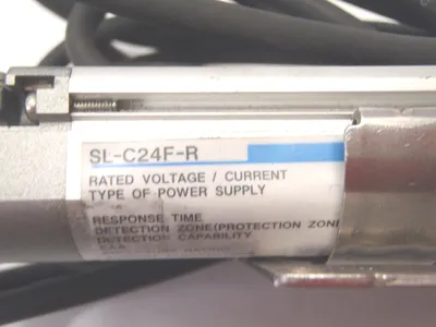 USED KEYENCE TRANSMITTER AND RECEIVER LIGHT SAFETY CURTAIN