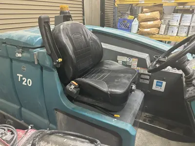 USED 2012 TENNANT T-20