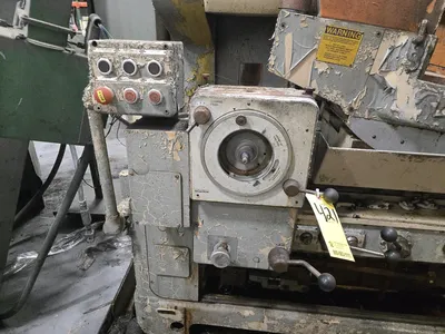 Cincinnati Milacron Heald 261 Grinder w/ Chuck-Tron Controller