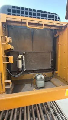 USED 2022 CATERPILLAR 323D3