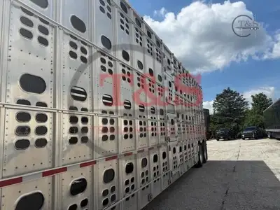 Used 2019 WILSON _UNKNOWN_ Livestock Trailers Illinois US | T&S Trailer Pool #1509473