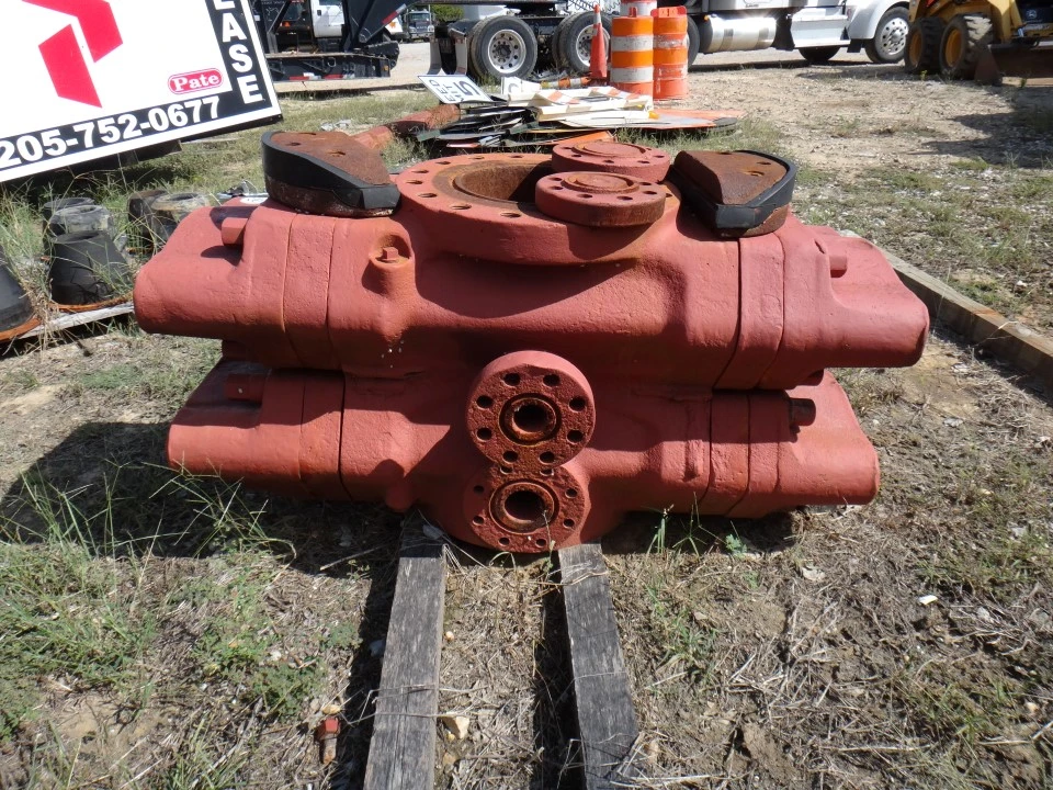 Cameron Double Blow Out Preventer, 11" 3,000 lbs Space Saver
