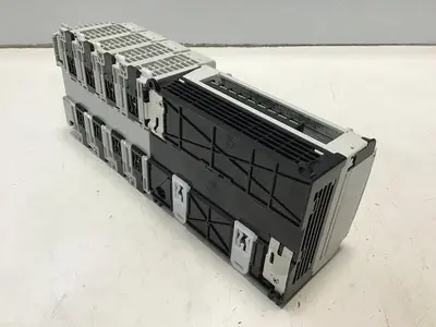 USED ALLEN BRADLEY 1764-24BWA