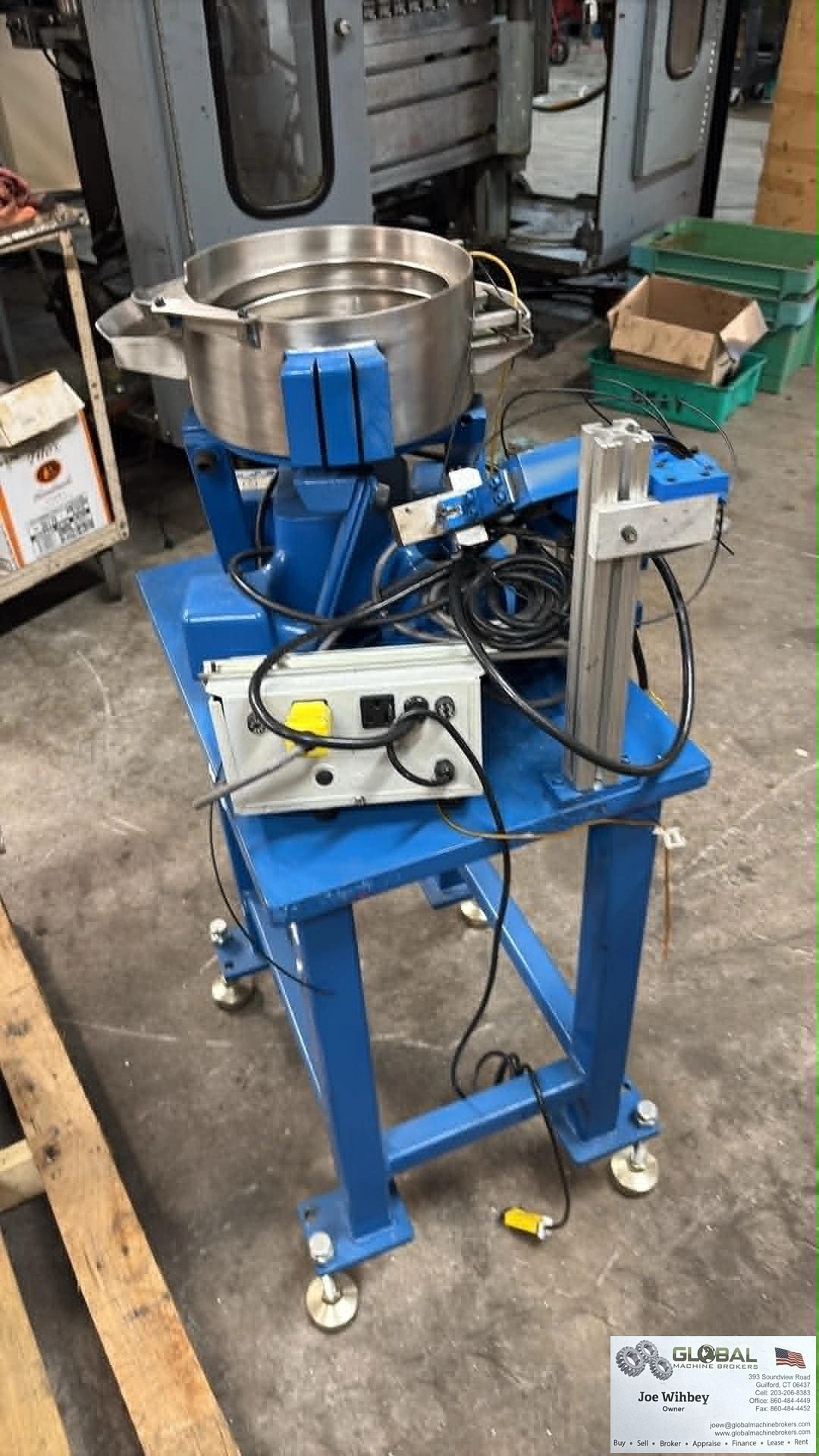 Parts Feeders B18 Vibratory Bowl Setup On Stand