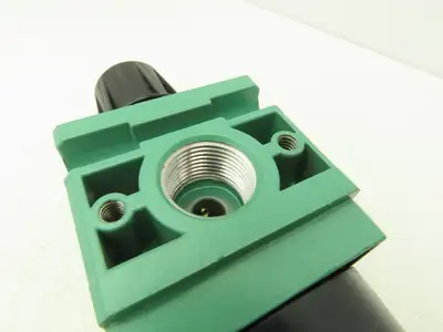 Numatics C30D-06DGM Pneumatic Air Filter Regulator 3/4" NPT 0-160PSI Gauge