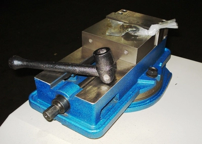 USED VISE QGV-3