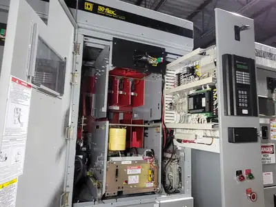 USED 2002 SQUARE D EG44D