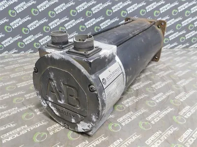 Allen Bradley 1326AB-B3E-11 AC Servo Motor 3.8 kW 3000RPM Damaged Connector Used