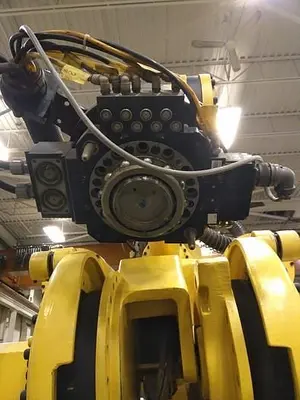Used 2012 FANUC M900IA/600 6 AXIS CNC ROBOT WITH R30IA & 15' 7TH AXIS TRACK Robots | Harbor Machinery Inc. #1283294