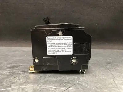 NEW SQUARE D QOB270