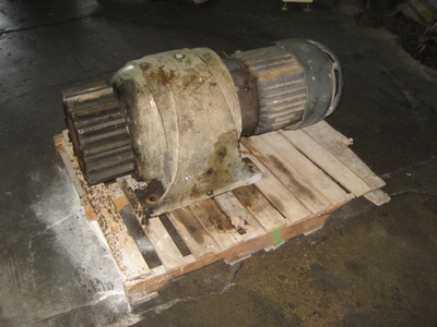 20 hp Sterling Gear Reduced Drive, 100 rpm output.