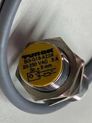 New | in-Stock TURCK B15-G18-AZ3X Sensors | Surplus Asset Holdings #1206620