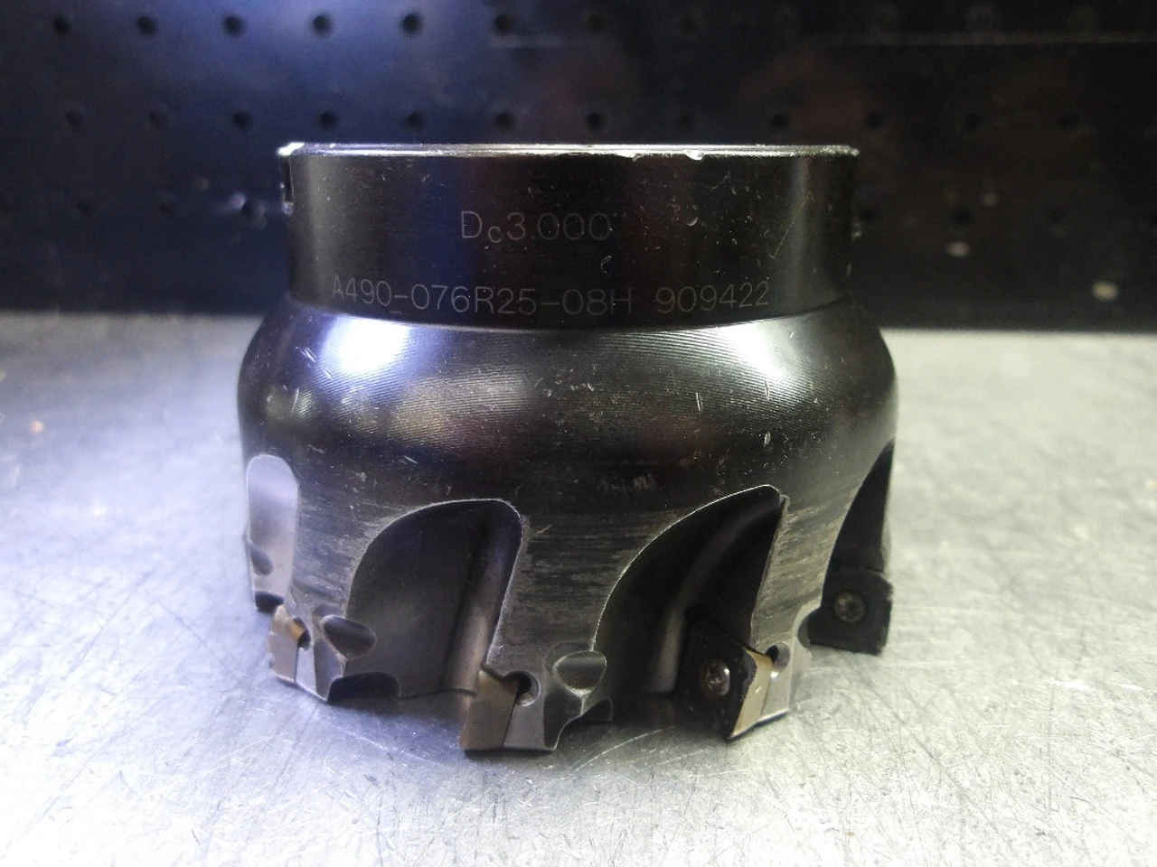 Sandvik 3" Indexable Facemill 1" Arbor A490-076R25-08H (LOC2788B)